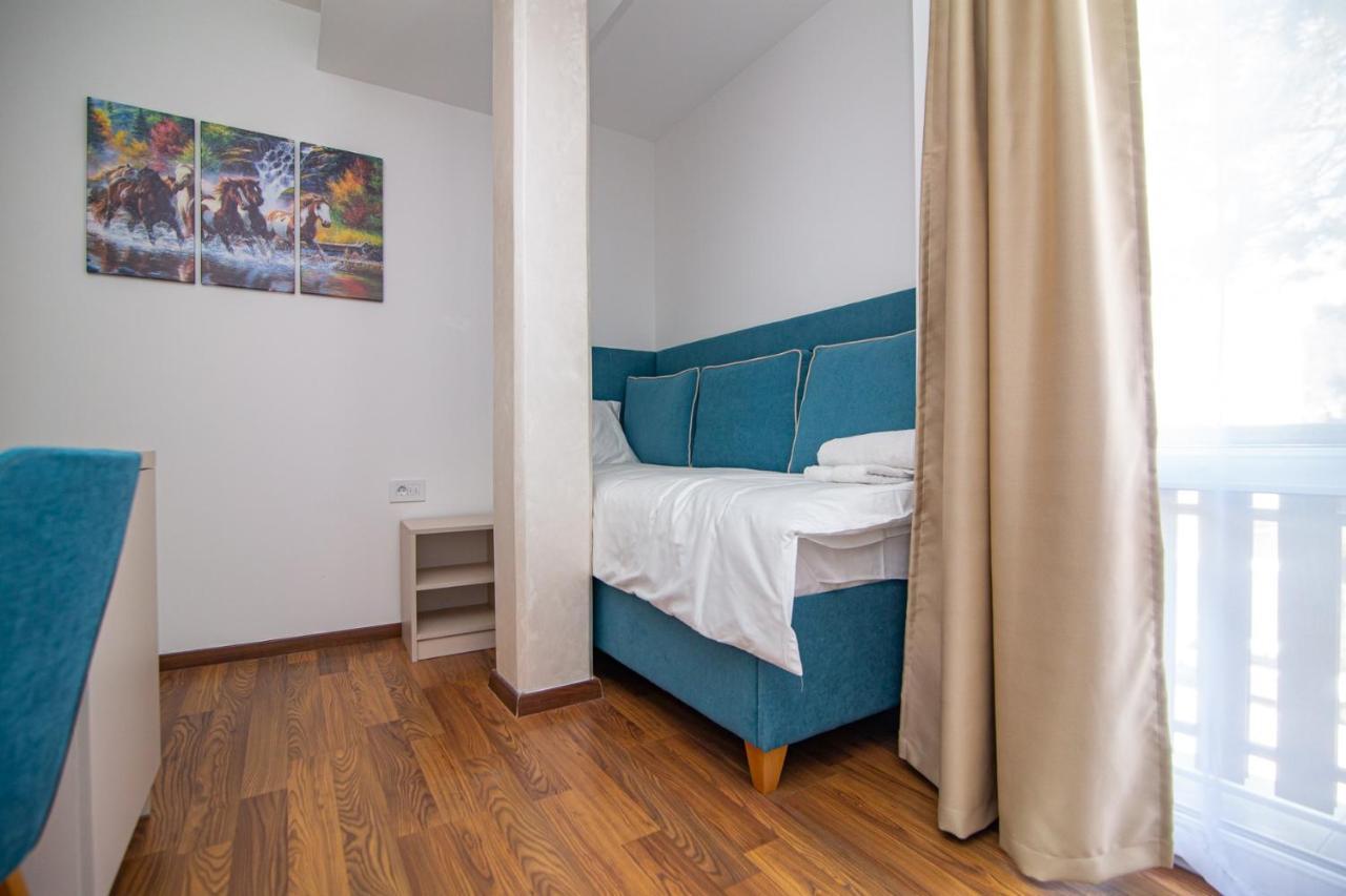 Hotel Konaciste Akustik Zlatibor Esterno foto